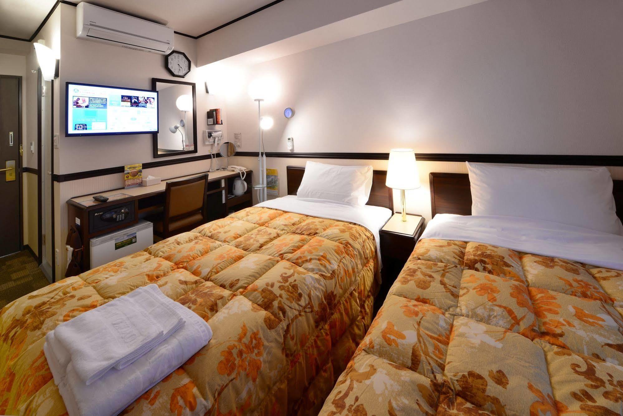 Toyoko Inn Sendai Higashi-Guchi No 2 Exteriör bild