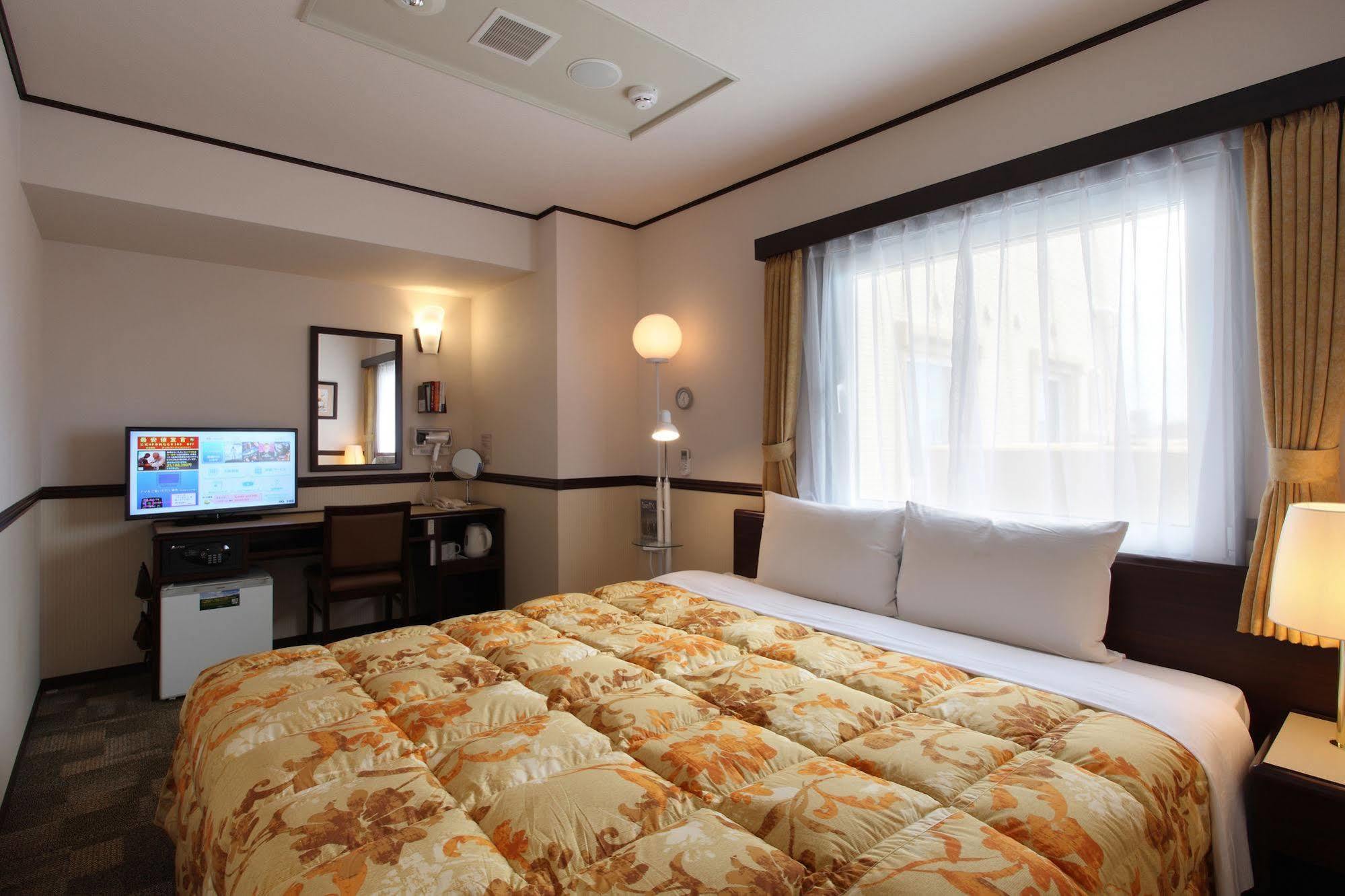 Toyoko Inn Sendai Higashi-Guchi No 2 Exteriör bild